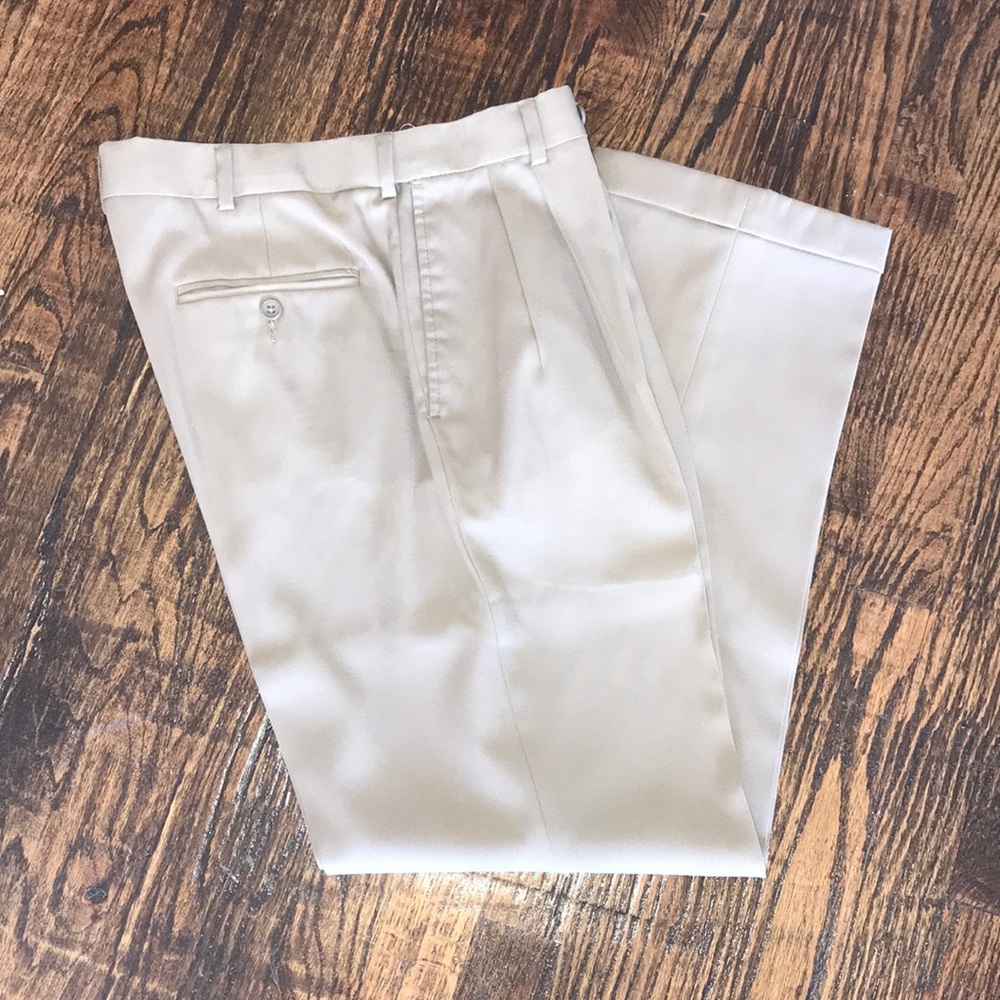Men’s khakis